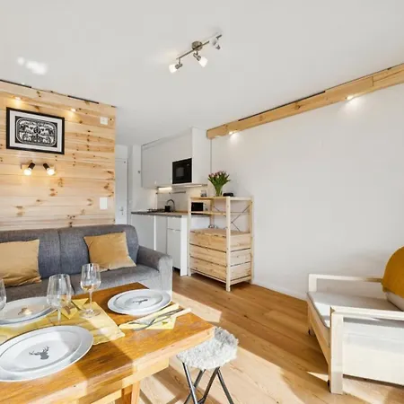 In Sur Ollon, Emeraude, For 3 Only 100m To Bretaye Train Apartment