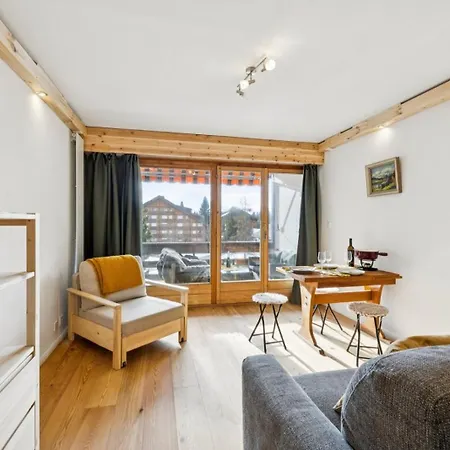 Apartment In Sur Ollon, Emeraude, For 3 Only 100m To Bretaye Train *